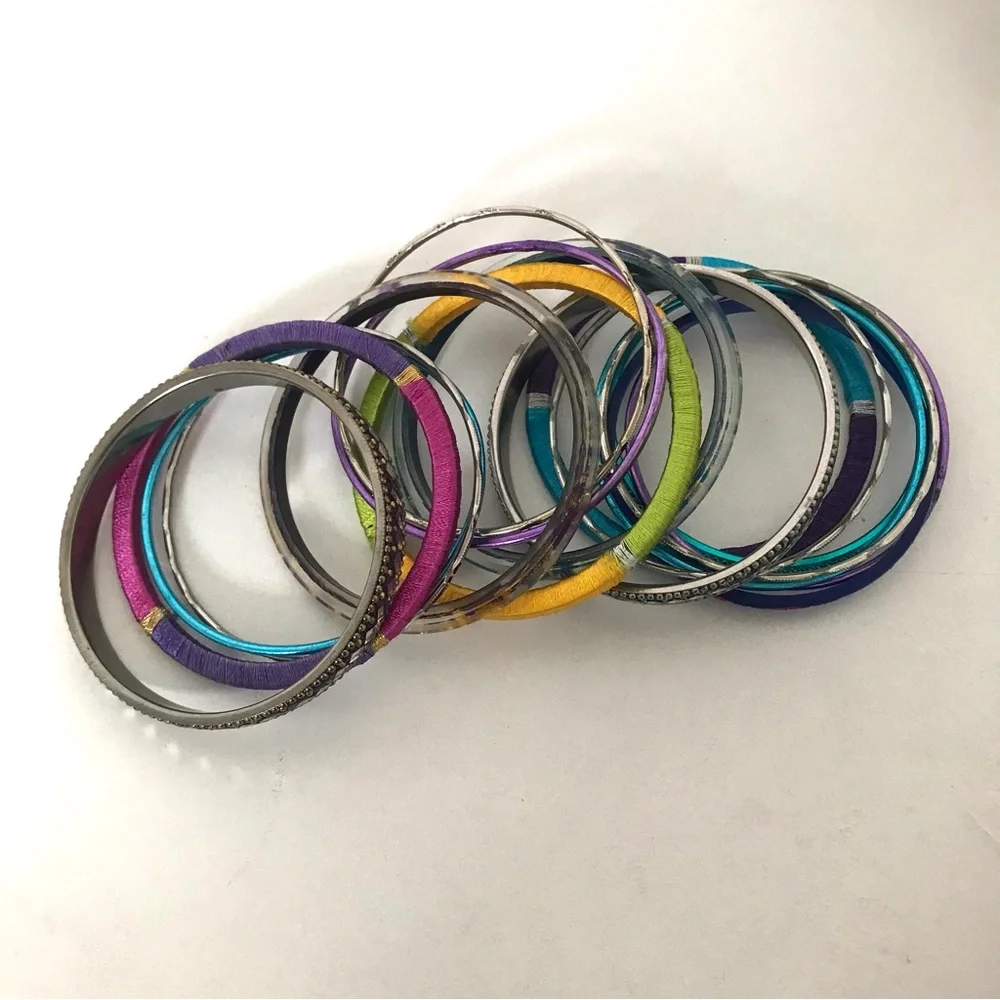 Like New! Multi-Colored Bangle Bracelet Set